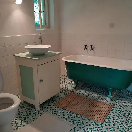 Chaloupka Pod Jablonemi Guest house *